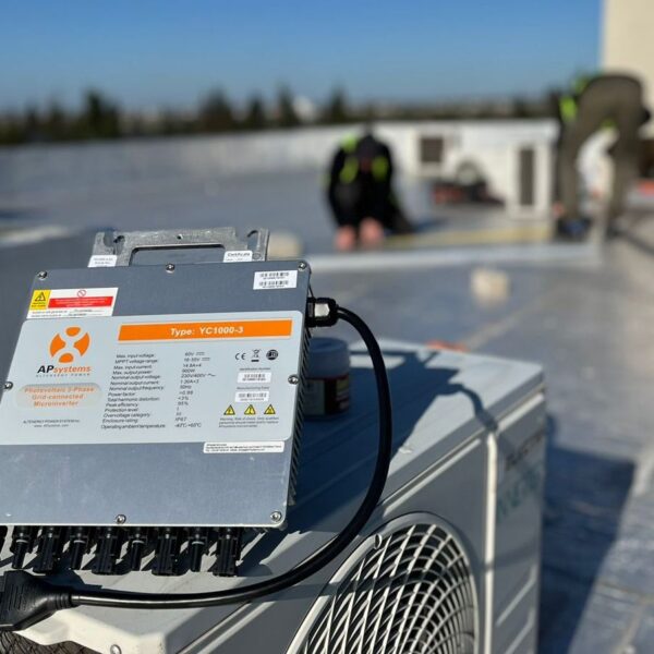 Kit microinverter trifásico 900Wac (único)